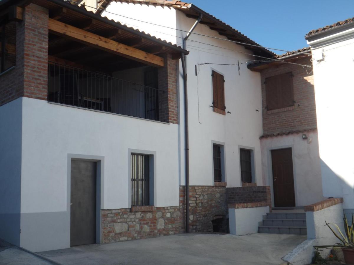 Bed and Breakfast Domus Amica Lu (Piedmont) Екстер'єр фото