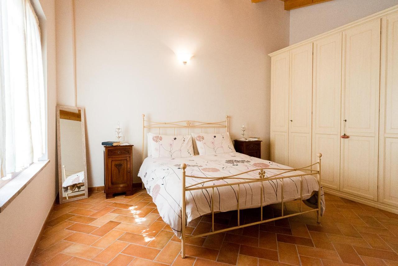 Bed and Breakfast Domus Amica Lu (Piedmont) Екстер'єр фото